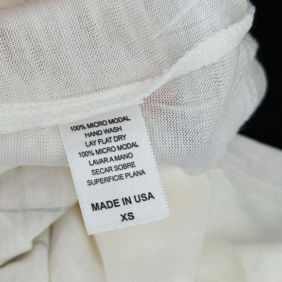 Key Closet Top Womens XS Camel Swarovski Crystal Rhinestone Tank Tee White NEW - Picture 8 of 10